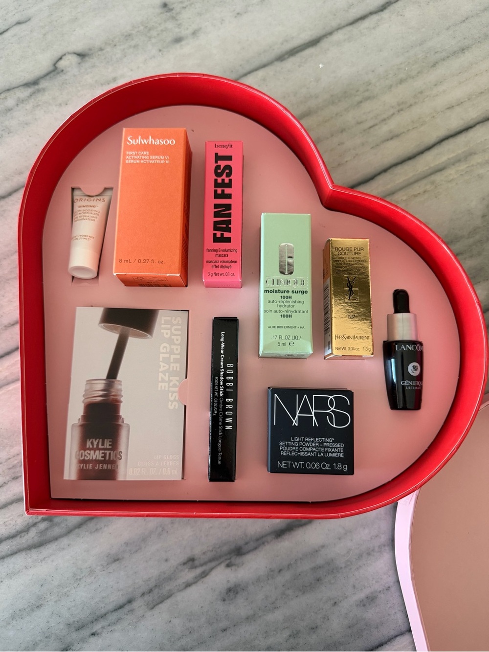 💕 Macy’s The Love & Glow Beauty Set – NEW & Sealed 💕 - Picture 2 of 3